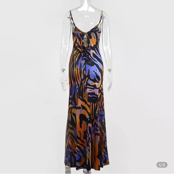Stripped long maxi dress never worn size S - Picture 2 of 3